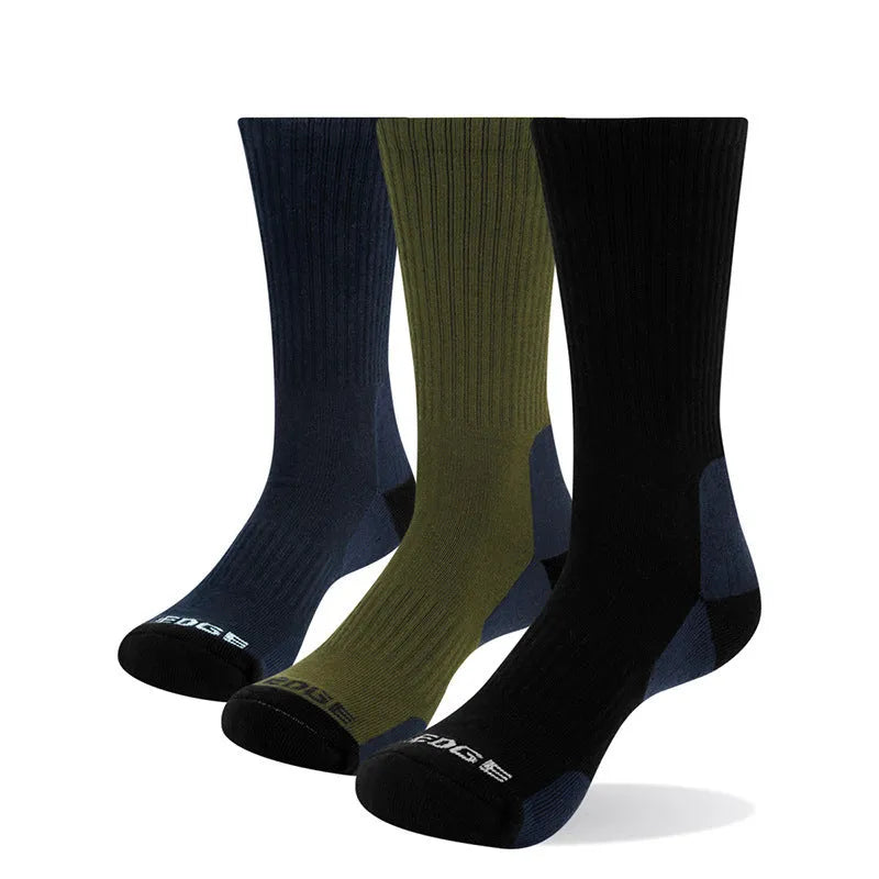 Men's medium tube casual basketball socks in combed cotton with breathable sweat-absorbing fabric