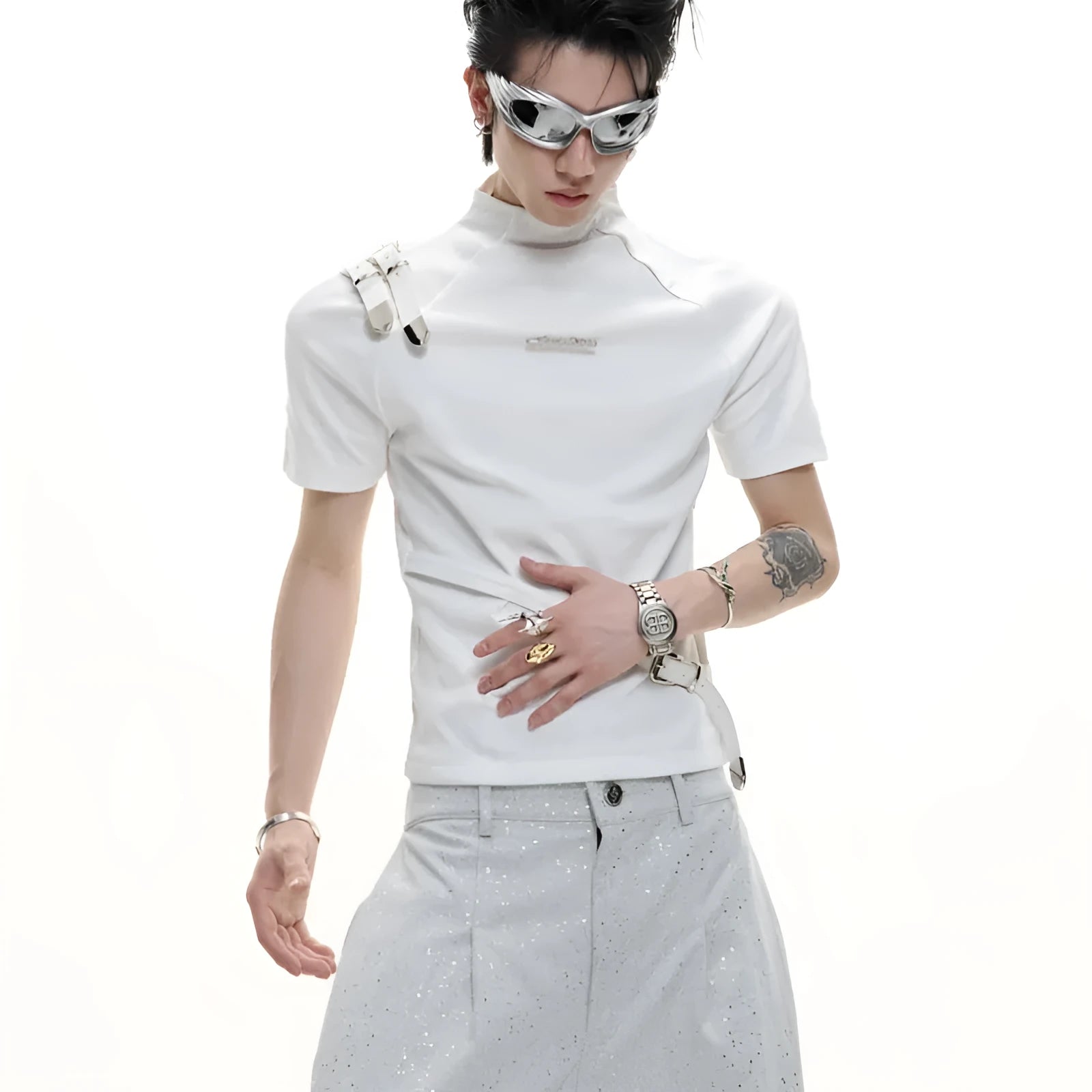 Men's cotton T-shirt with metal belt design and small stand-up collar slim fit short sleeve