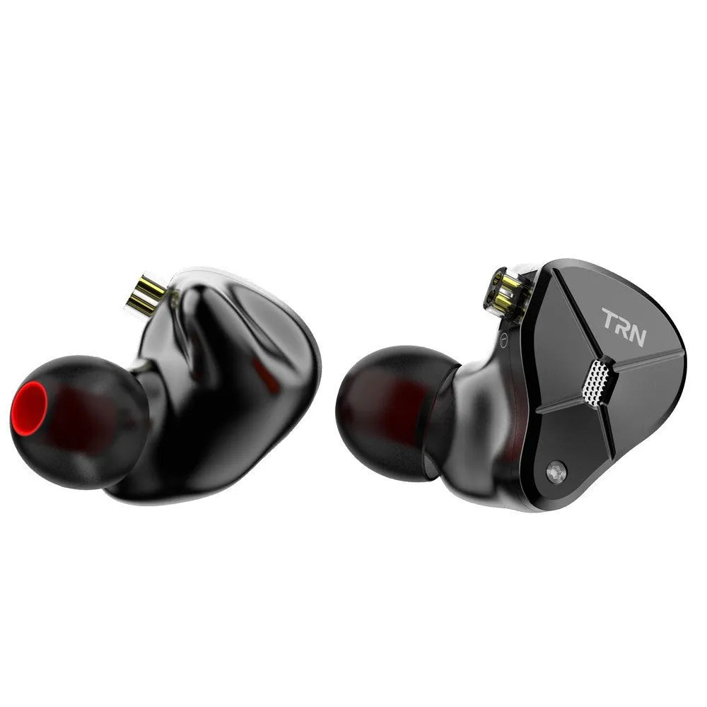 Black in-ear wired headset with 3.5mm plug, TPE cable, and silicone ear sleeves on a white background.