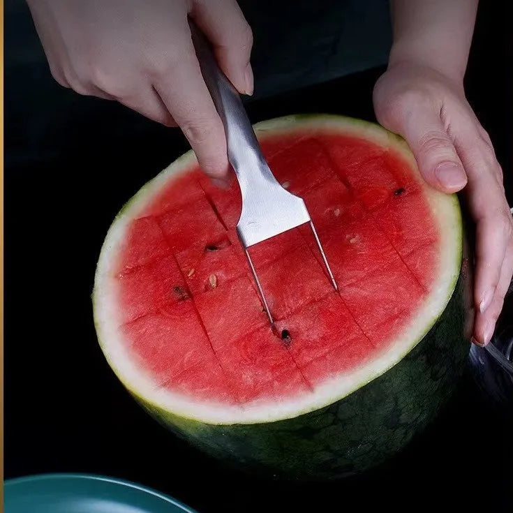 2-in-1 watermelon fork slicer made of 304 stainless steel, 26 cm long, with rounded fork head and lengthened handle
