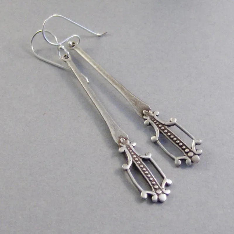 Retro sweet silver alloy earring pendant for ladies geometric style electroplated finish