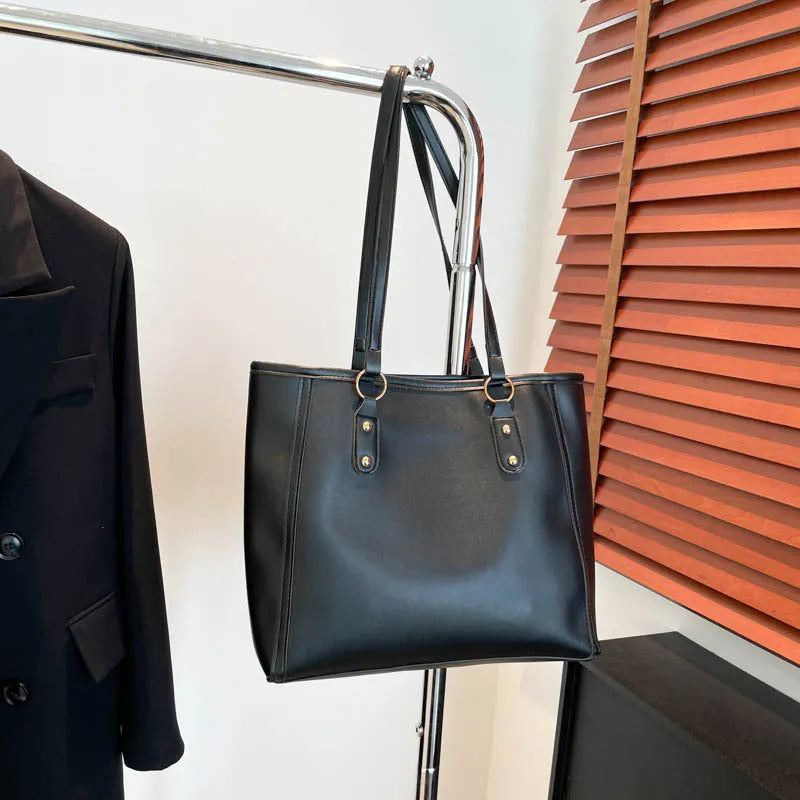 Korean style black PU leather women's shoulder underarm bag with square shape and adjustable strap