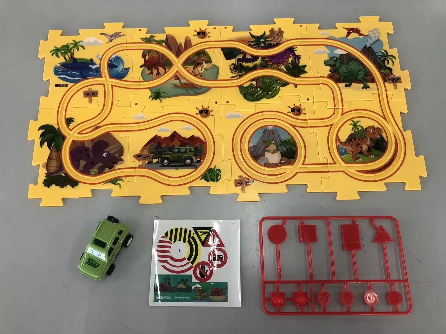 Children puzzle electric railroad speeder DIY assembly track set with automatic car and plastic pieces in multiple themes