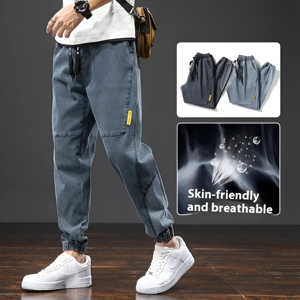 Men's loose cargo casual jeans with micro elasticity cotton fabric in straight leg Korean style design