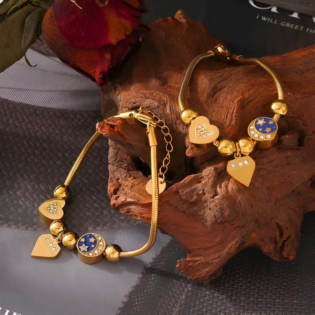 Gold stainless steel heart-shaped chain bracelet for women with drop oil finish geometric style