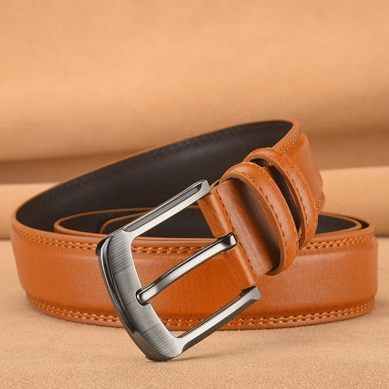 Men's pin buckle cowhide belt in black with alloy buckle and patent leather finish