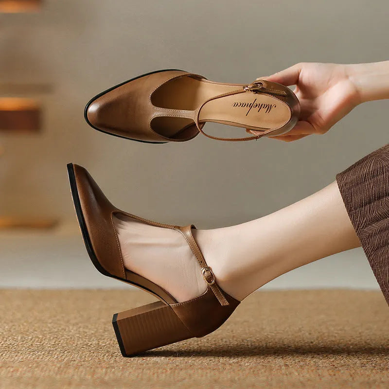 Women's retro pointed toe Mary Jane shoes with hollow Baotou design and buckle fastening