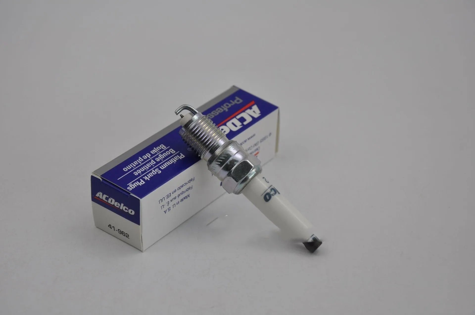 Iridium gold spark plug 41-962 with electrode for Buick Chevrolet Hummer replacement