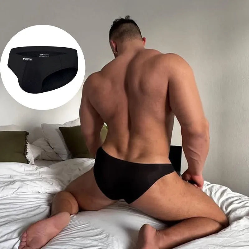 Men's seamless briefs in black colour showing low waist design and seamless edges