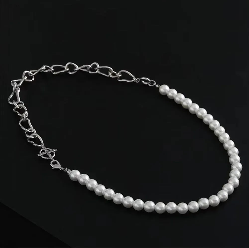 White geometric acrylic clavicle chain necklace with twisted chain and asymmetric design