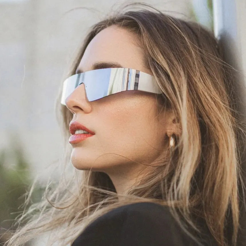 Women's fashion sports sunglasses with no frame, black PC lenses, black frame, shown in product picture