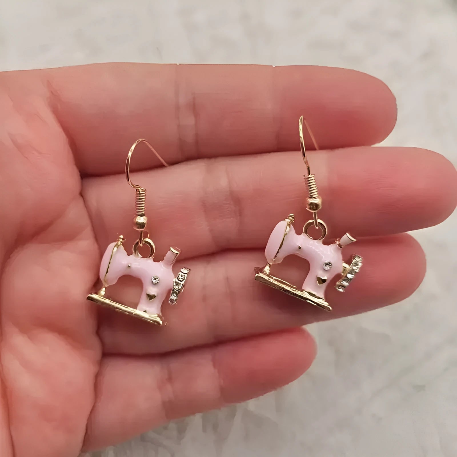 Vintage sewing machine alloy drop earrings in pink with oil drip finish