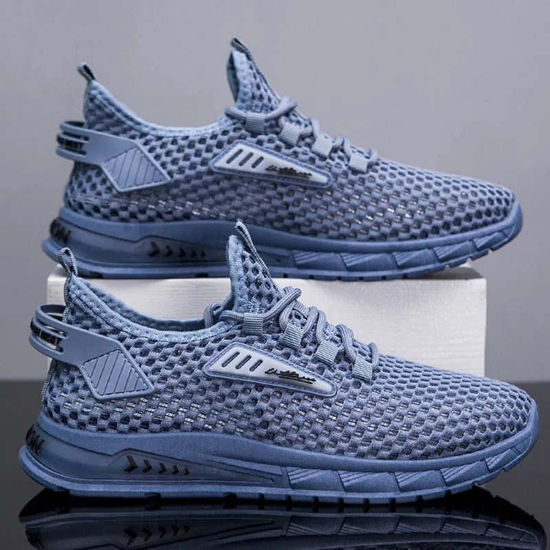 Men's mesh sneaker in beige with synthetic leather upper and front lace-up design