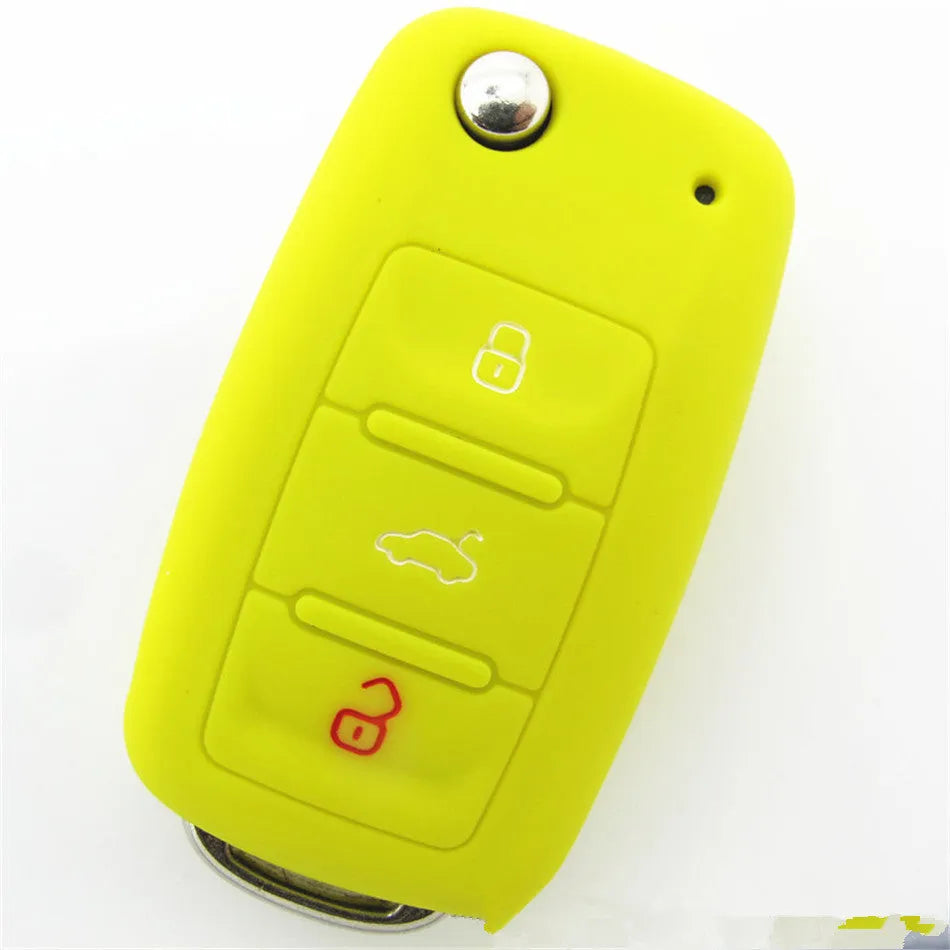 Silicone car key case in multiple colours for key protection and fall prevention