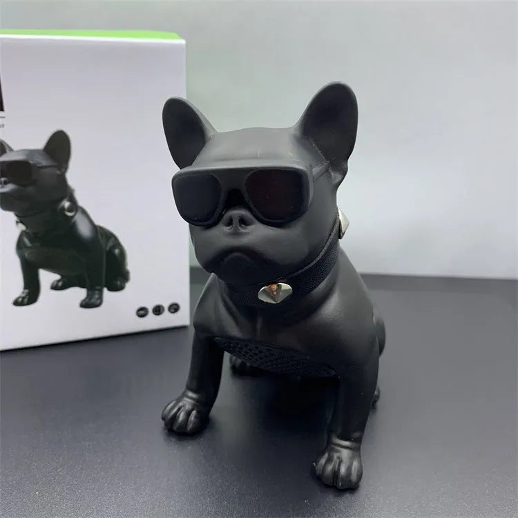 Bulldog Bluetooth wireless speaker in black, red, or white colour options
