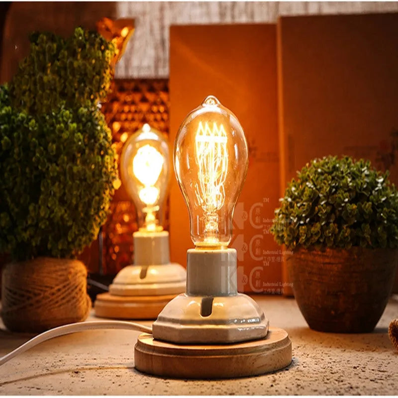 Retro ceramic table lamp with a wooden base and glass shade in American Country style.
