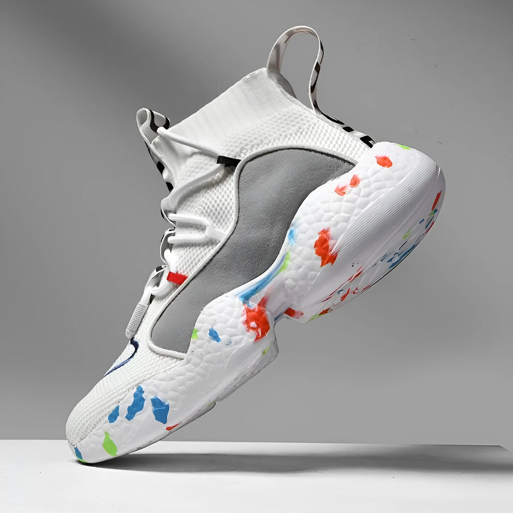 Men's camouflage sneakers with mesh upper and vulcanised rubber sole on a plain background.
