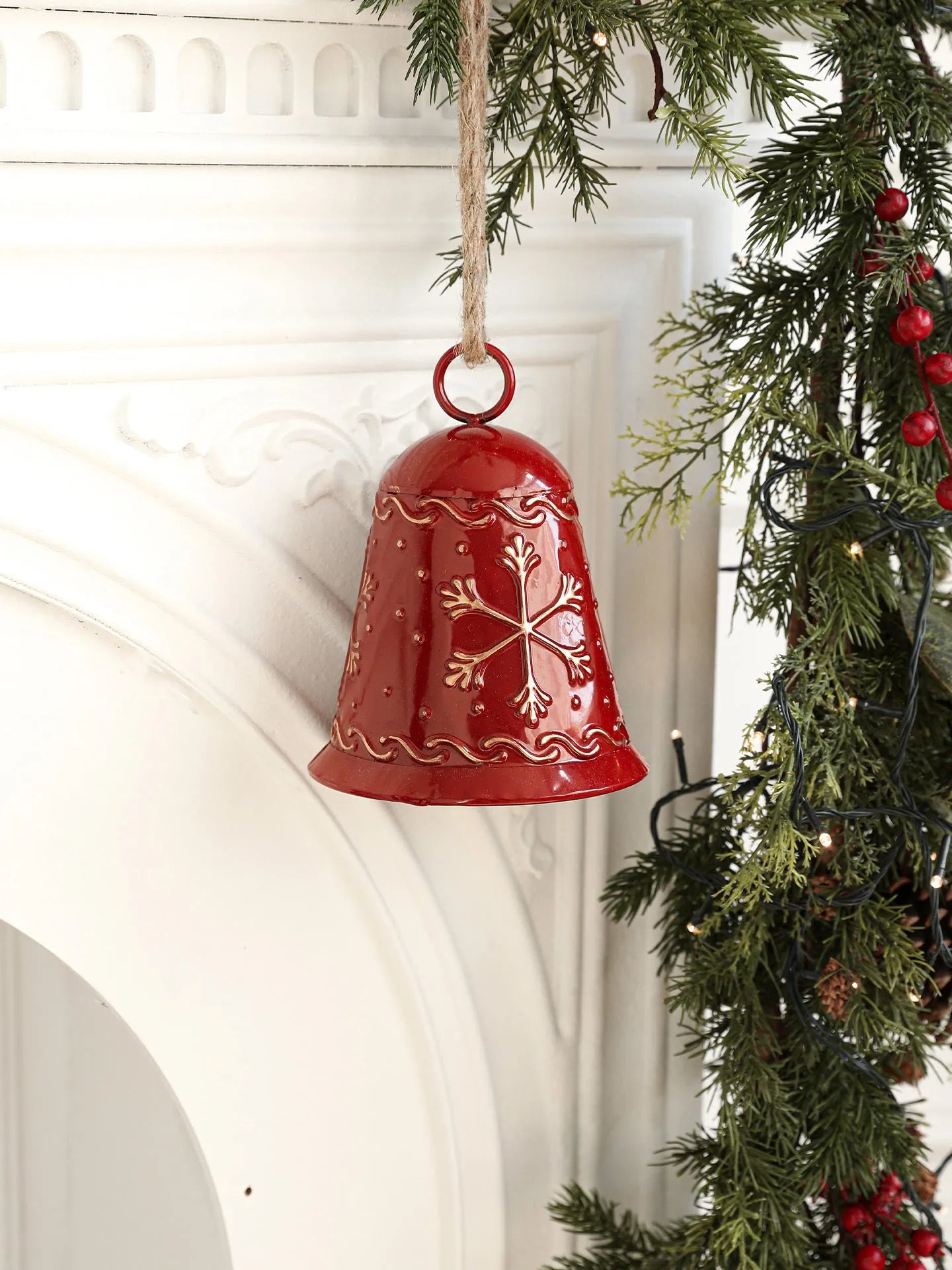 Wrought iron Christmas bell ornament with Santa Claus design in gold colour