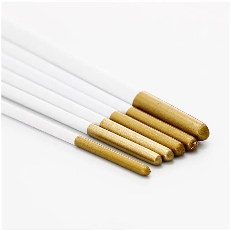Set of 6 watercolour acrylic brushes with wood handles, aluminium tubes and nylon wool bristles, 17.5-21 cm