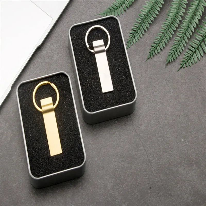 USB 3.0 Metal U Disk 32GB in silver colour with metal shell and connector visible