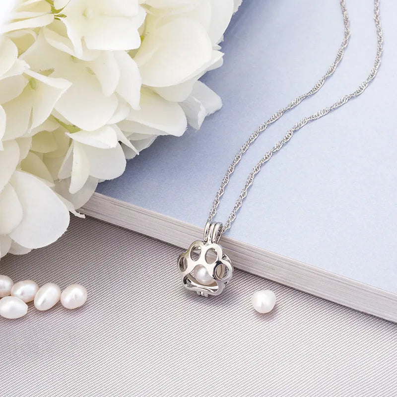 Animal night light necklace with small drop light on 45 cm chain, colour options blue, light blue, yellow blue