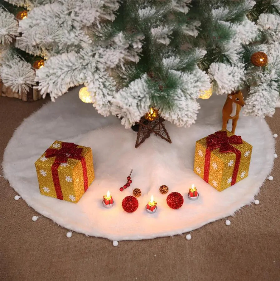 White plush Christmas tree skirt in 78cm, 90cm, 122cm or 150cm for covering a Christmas tree base and protecting the floor from pine needles.
