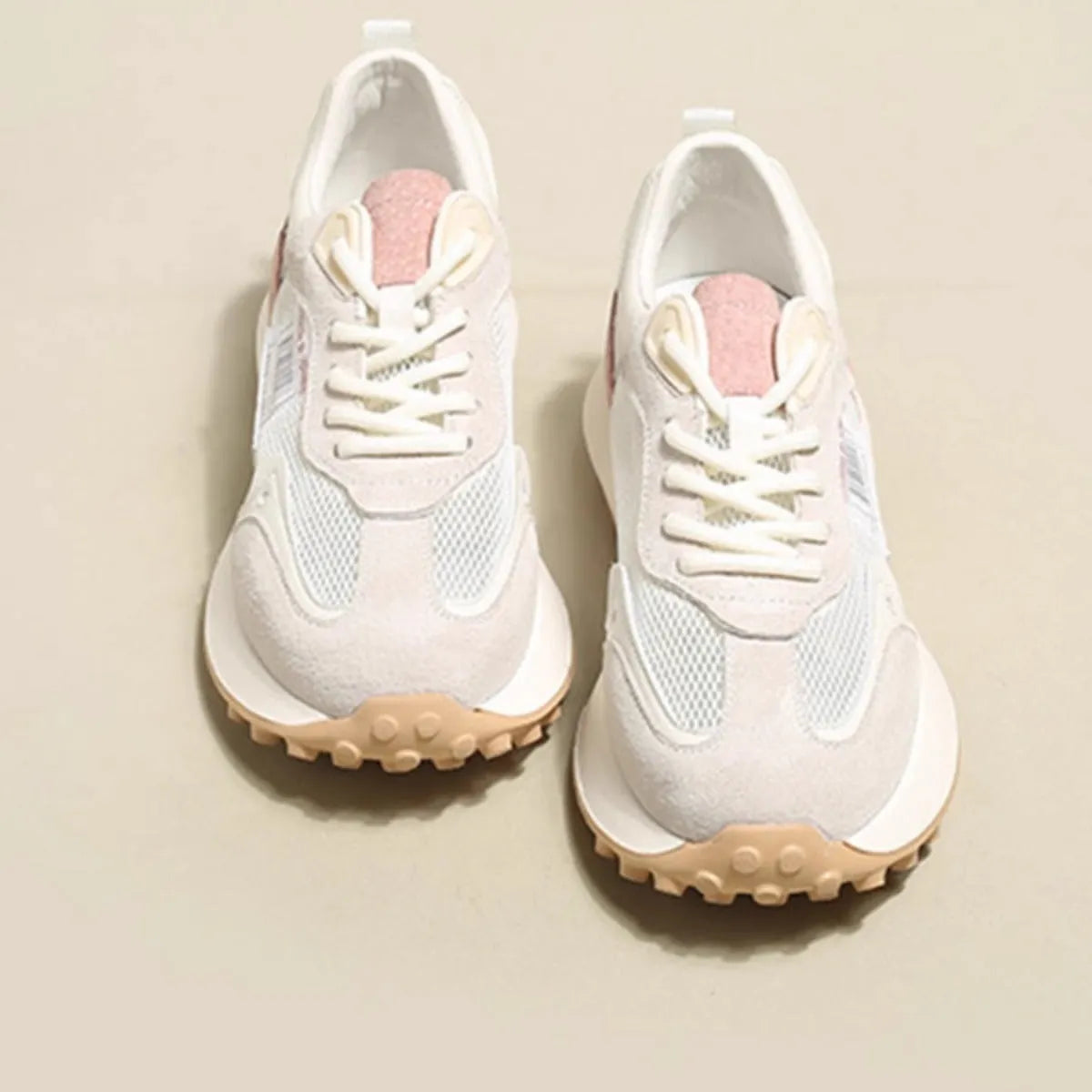 Women's grey retro low-top sneakers with round toe and flat rubber sole