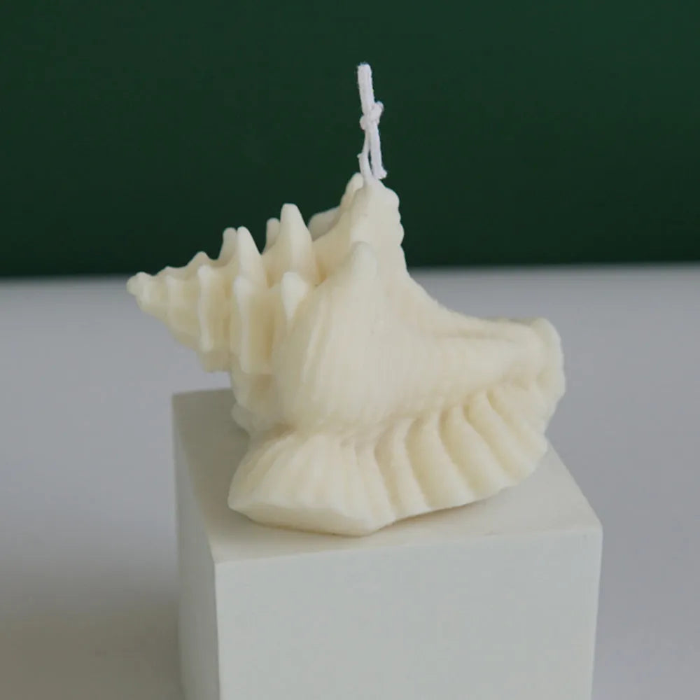 White silicone mould in simulated conch shape, irregular 3D design for resin crafts, size 10.5cm