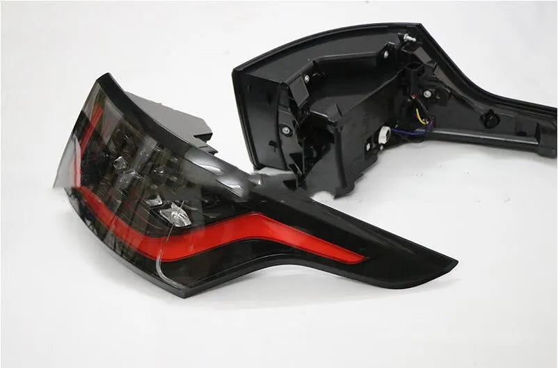 Pair of LED brake lights for rear bumper, IP66 waterproof, compatible with 2014-2017 and 2018-2020 models