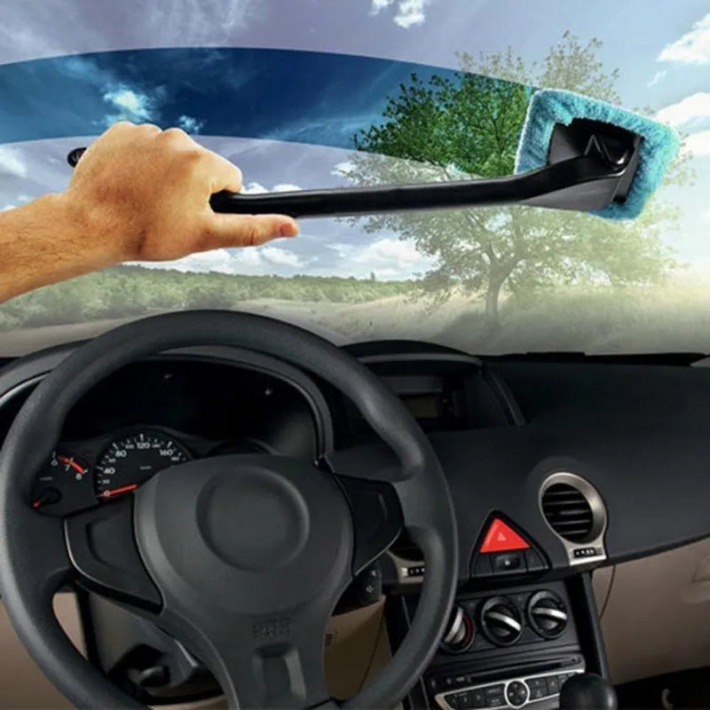 Car window pivoting microfiber cleaner with telescopic pole and eight cloth covers in PP material 39x13x9cm