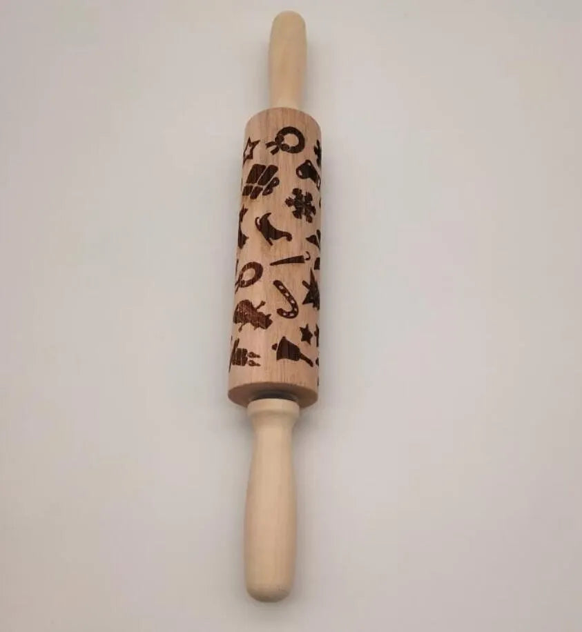 Wooden Christmas embossing rolling pin with snowflake and reindeer pattern, 45 x 5 x 5cm natural wood dough tool