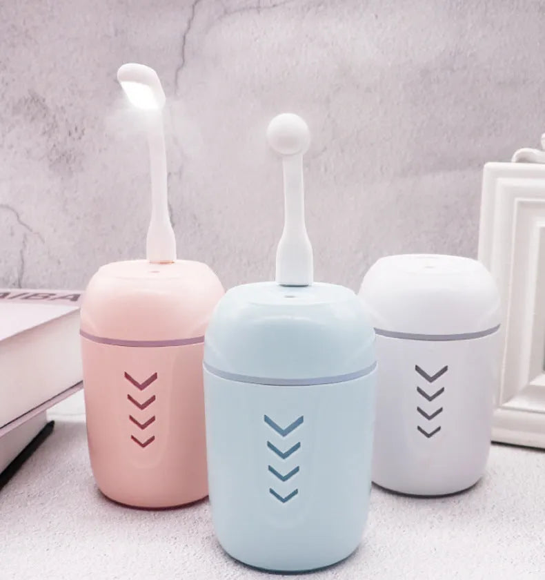 Portable car humidifier with columnar design and 200ml water capacity