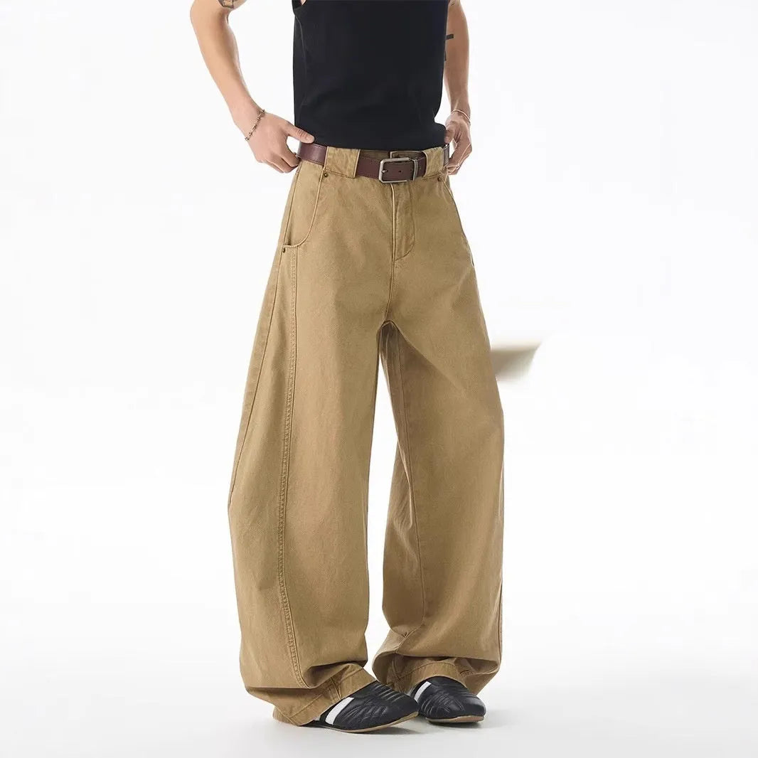Men's brown straight-leg casual jeans with loose fit and button fly in Korean style