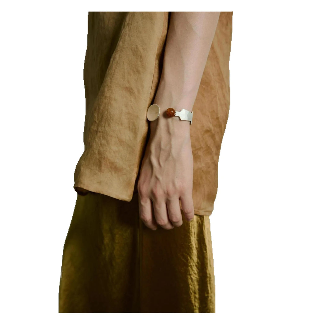 Alloy diamond-shaped ring and bracelet set with electroplated finish