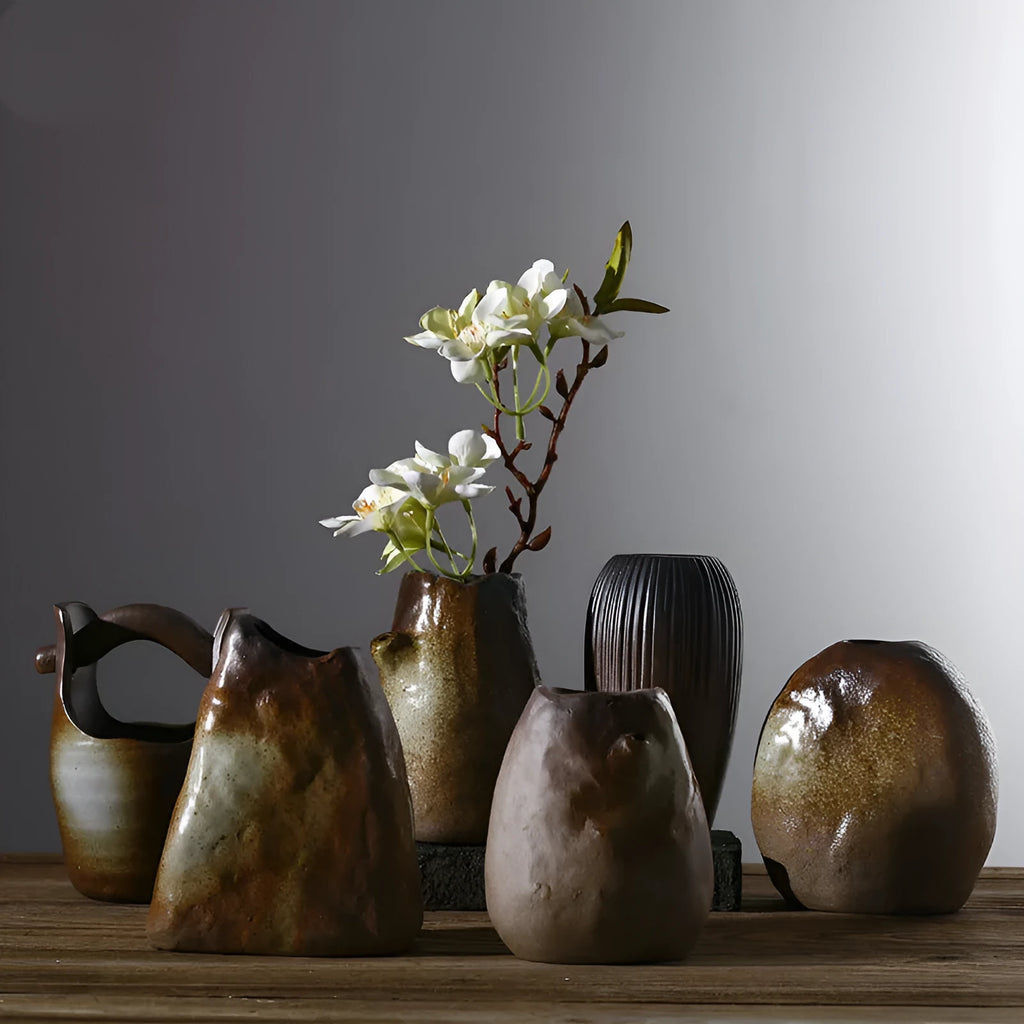 Ceramic small vase glazed pottery Japanese style ornament six colour options direct sales