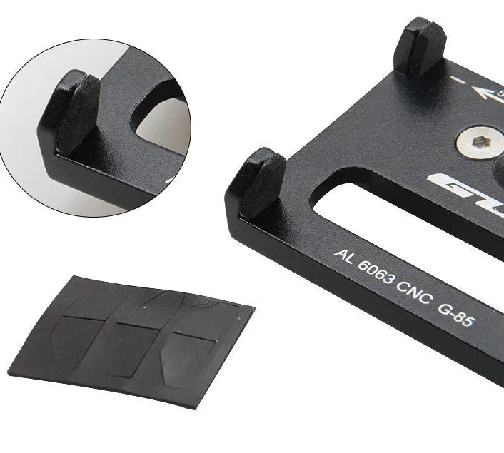 Aluminium alloy bicycle mobile phone holder in black with 50cm width for navigation mounting