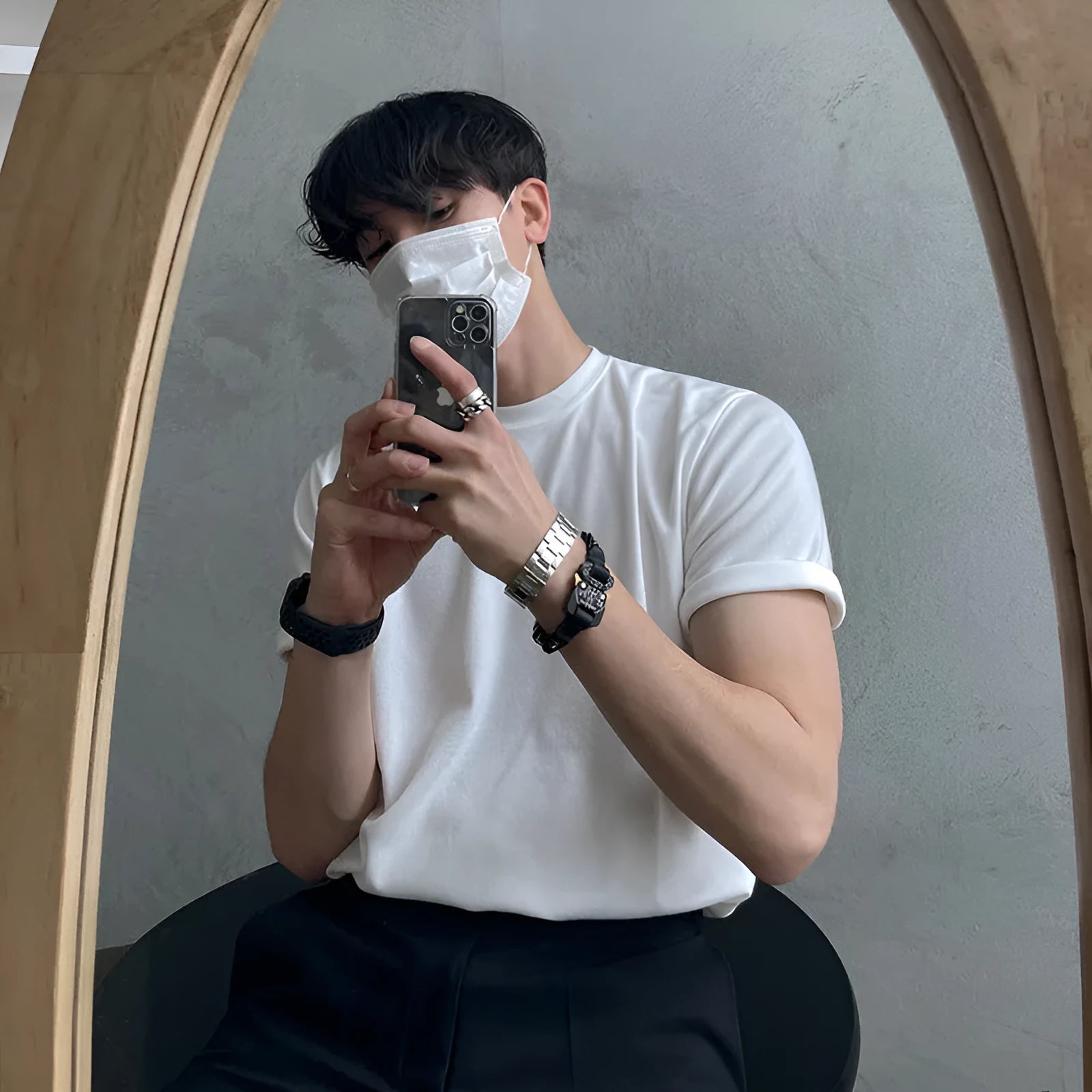 Men's slim fit cotton t-shirt in solid white and black colours with round neck and short sleeves