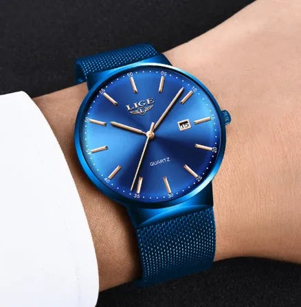Men's stainless steel wristwatch showing 40mm dial with all-black, all-blue, and black-blue colour options