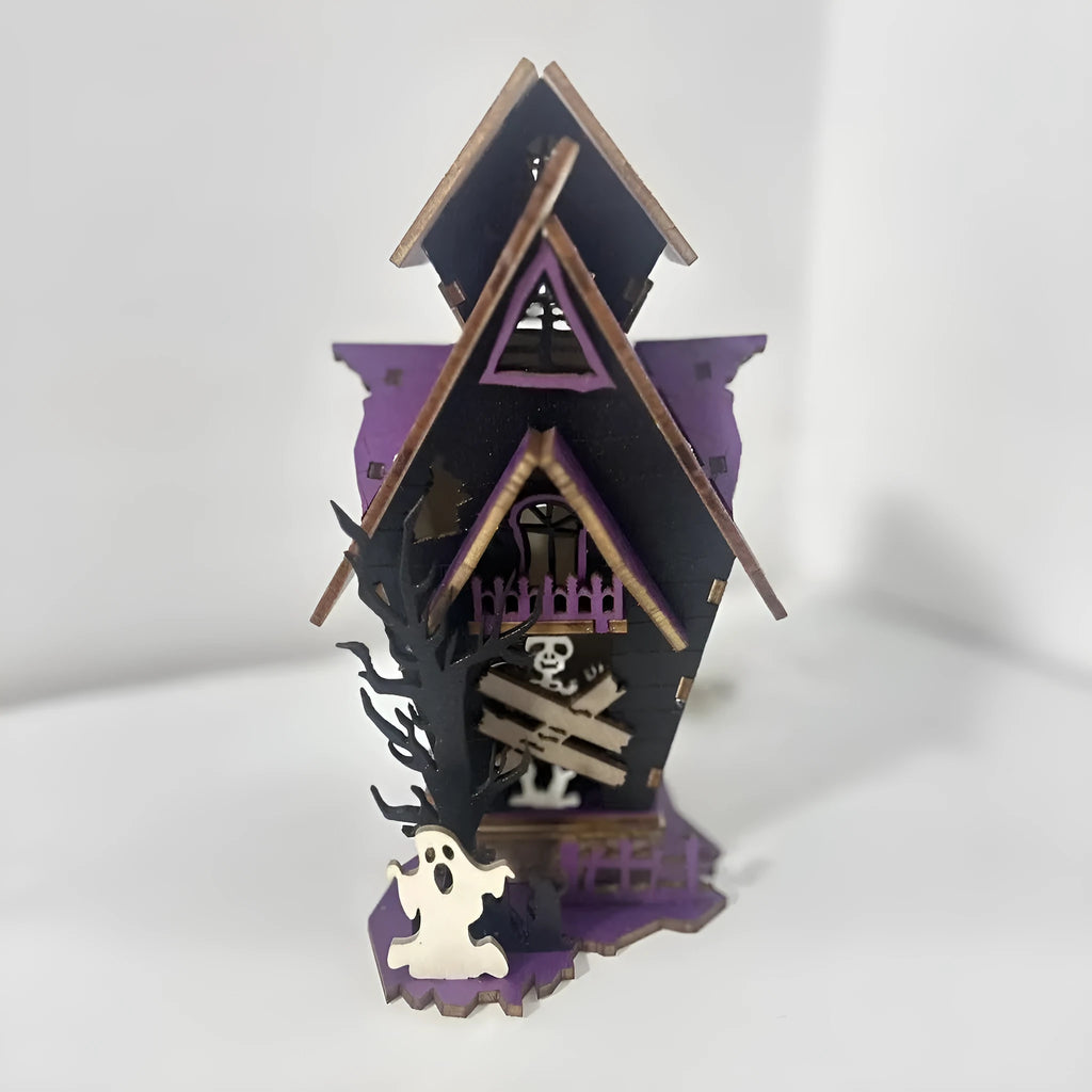 Wooden Halloween haunted house table decoration measuring 14x10.5x19cm with luminous finish