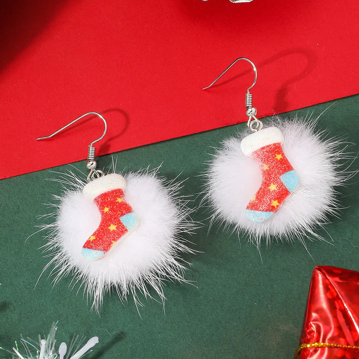 Acrylic drop earrings with Christmas snowflake and elk motifs in colour A23572