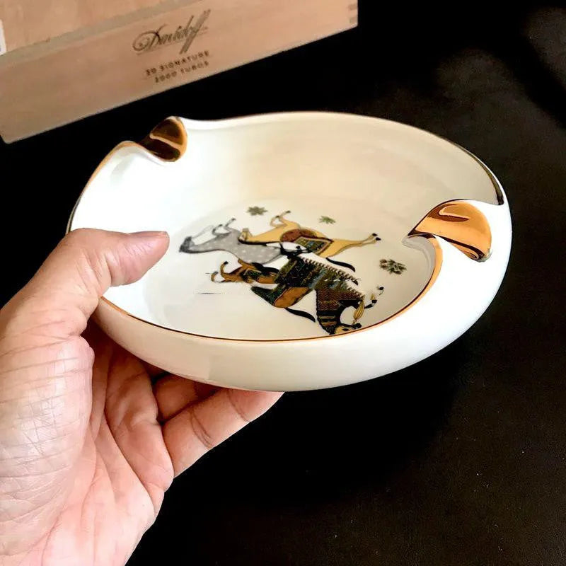 Bone ceramic cigar ashtray with manual gold drawing, 175 x 175mm, horse colour option