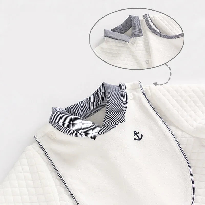 White long sleeve cotton baby gentleman romper for boys in Asian sizes from 59cm to 90cm.