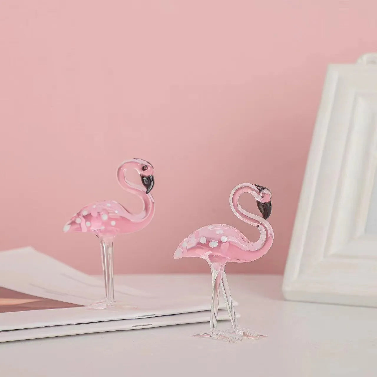 White crystal decorative flamingo with pink dots pattern, modern simplicity animal craft for table display