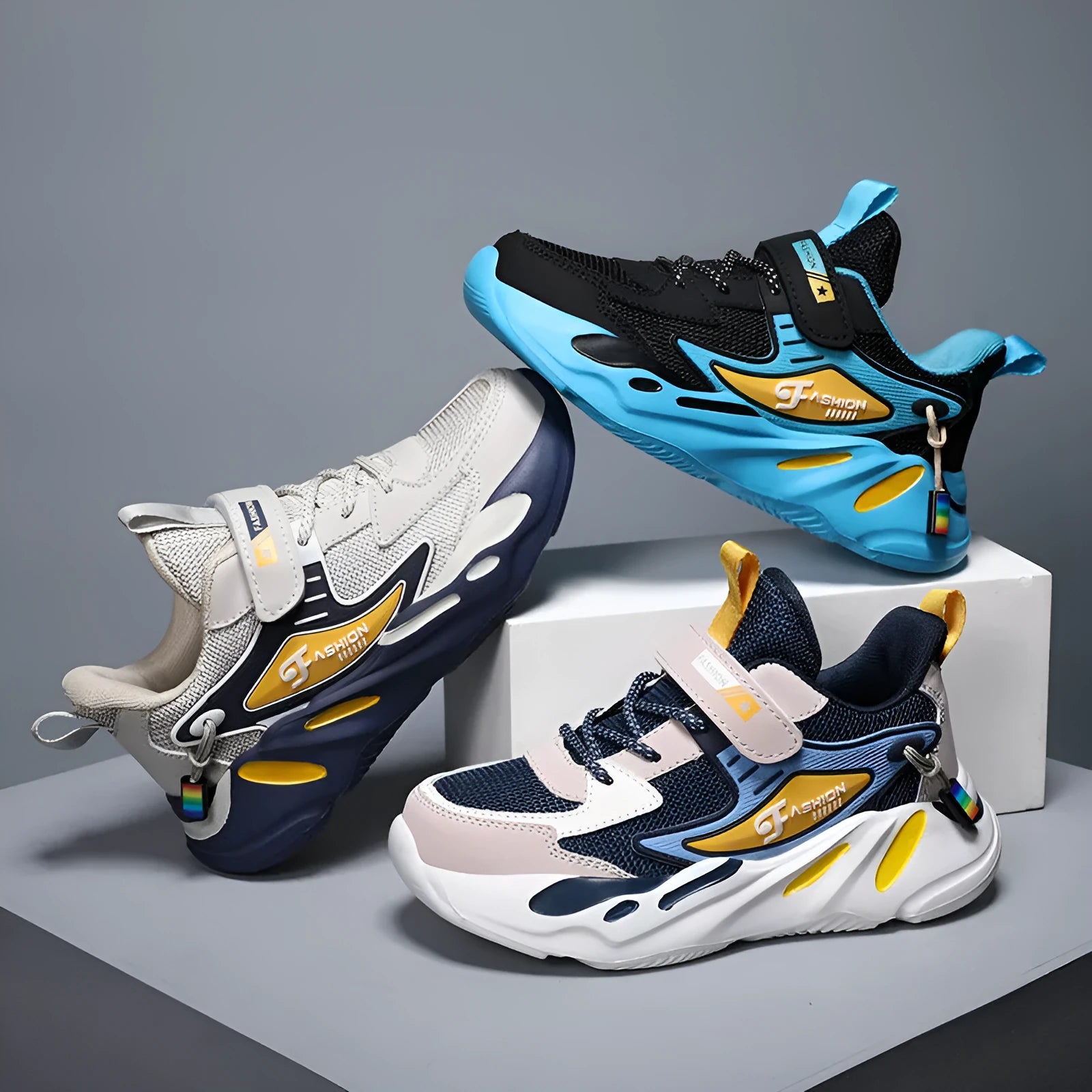 Boys platform sports running shoes with Velcro fastening in multiple colour options
