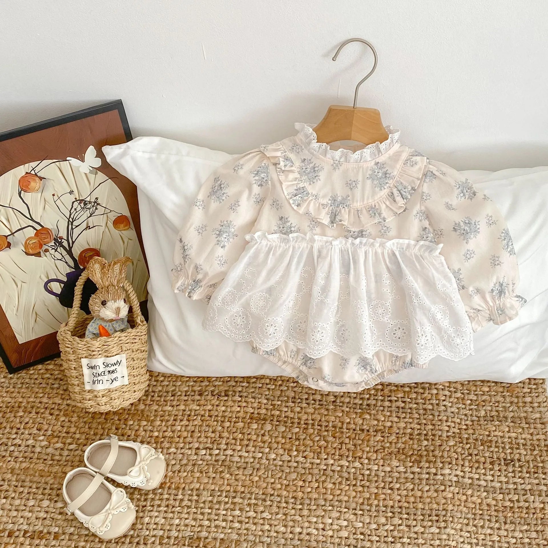 Apricot cotton baby bodysuit jumpsuit with sweet cutout lace print, triangle pullover style suitable for 66cm to 100cm height