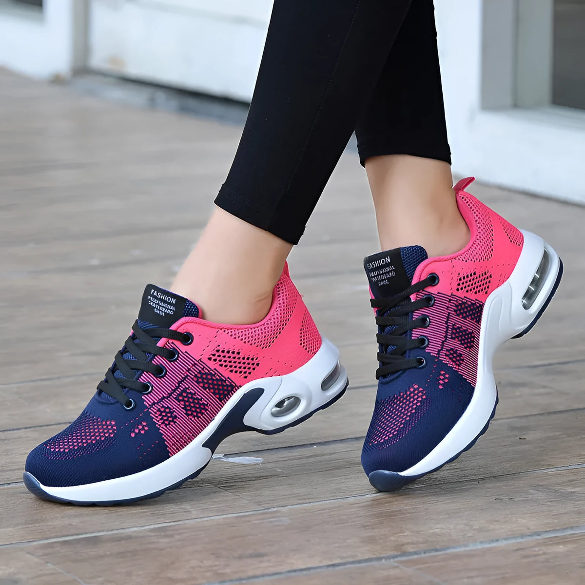 Women's flying woven mesh lace-up casual shoes with rubber sole, flat heel, and breathable upper, sizes 35-42.