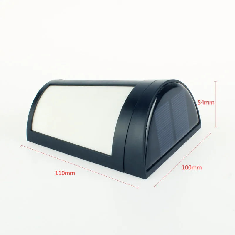 Solar-powered outdoor wall lamp with 6 LEDs and IP65 waterproof rating for garden lighting