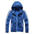 Men's summer outdoor sports skin wind coat in blue with long sleeves and full zip