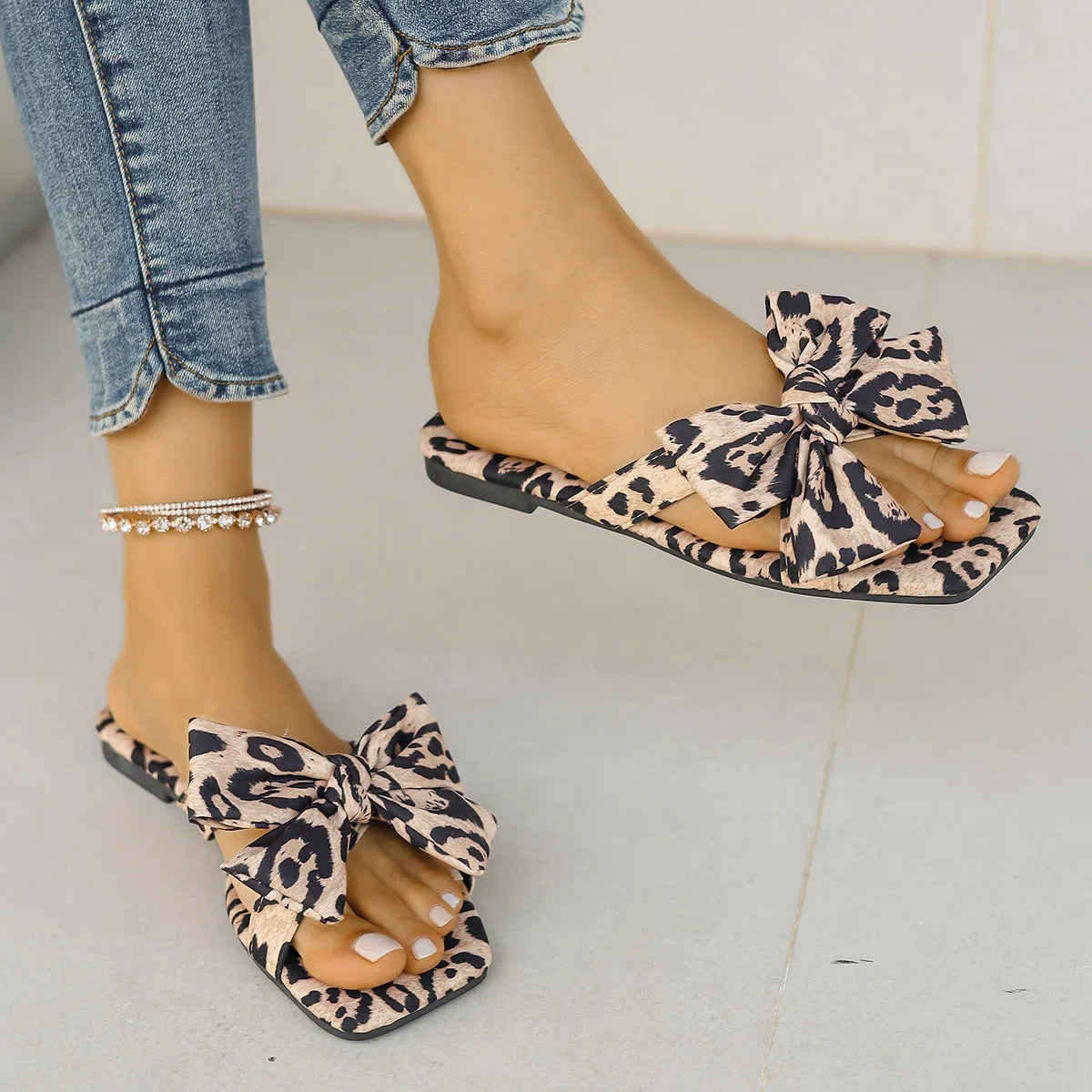 Women's bow leopard print square toe sandals with cloth upper, cloth lining, rubber sole, sizes 36-43