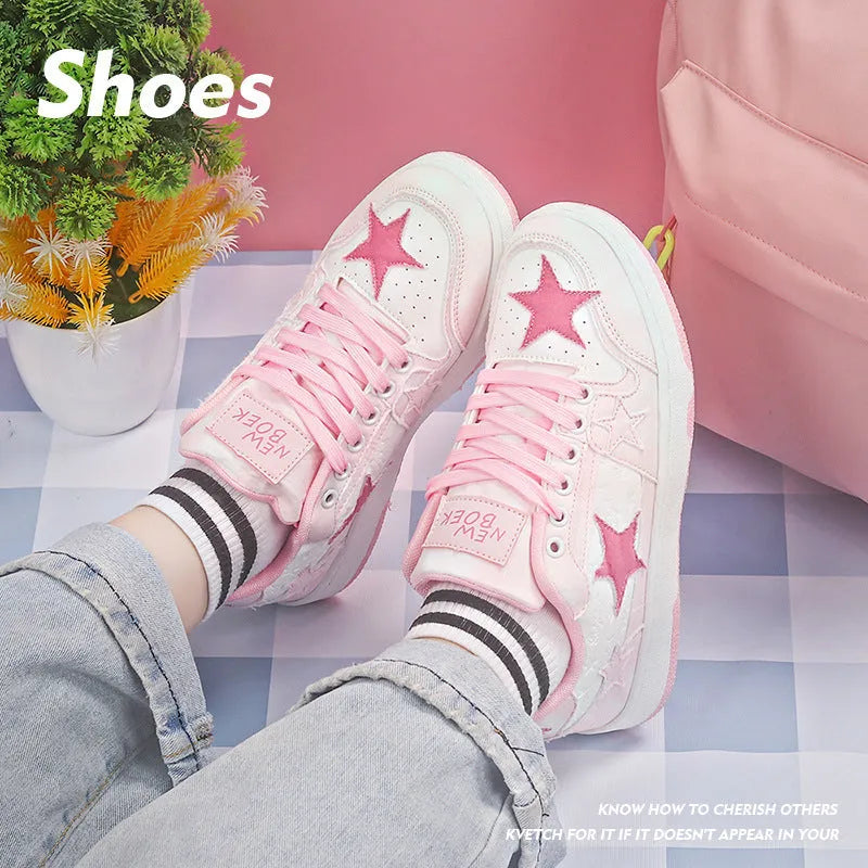 Couple skateboard shoes in denim with mesh lining, round toe, and flat rubber sole